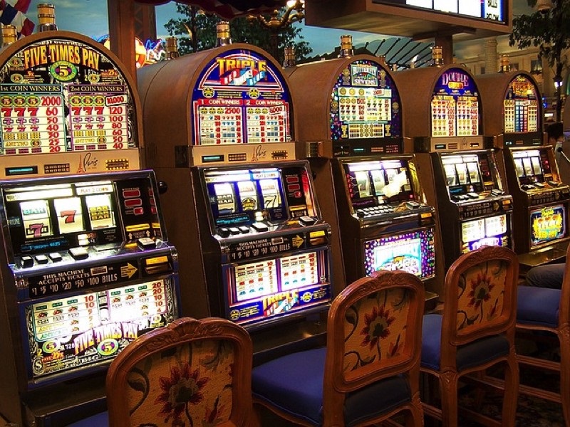 Internet Casinos – Why They’re Popular