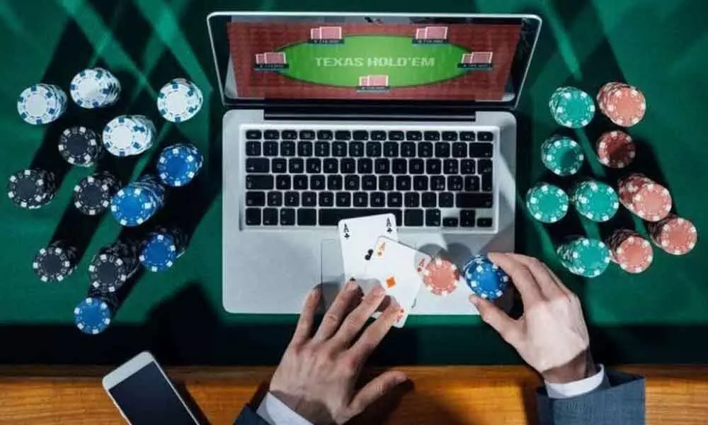 The Rise of Live Dealer Games: Bringing the Casino Experience Home